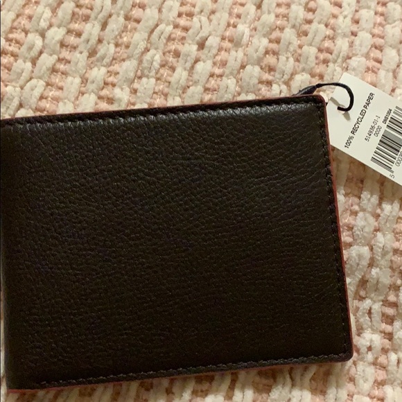 Banana Republic Other - Banana Republic bifold wallet in leather brand new